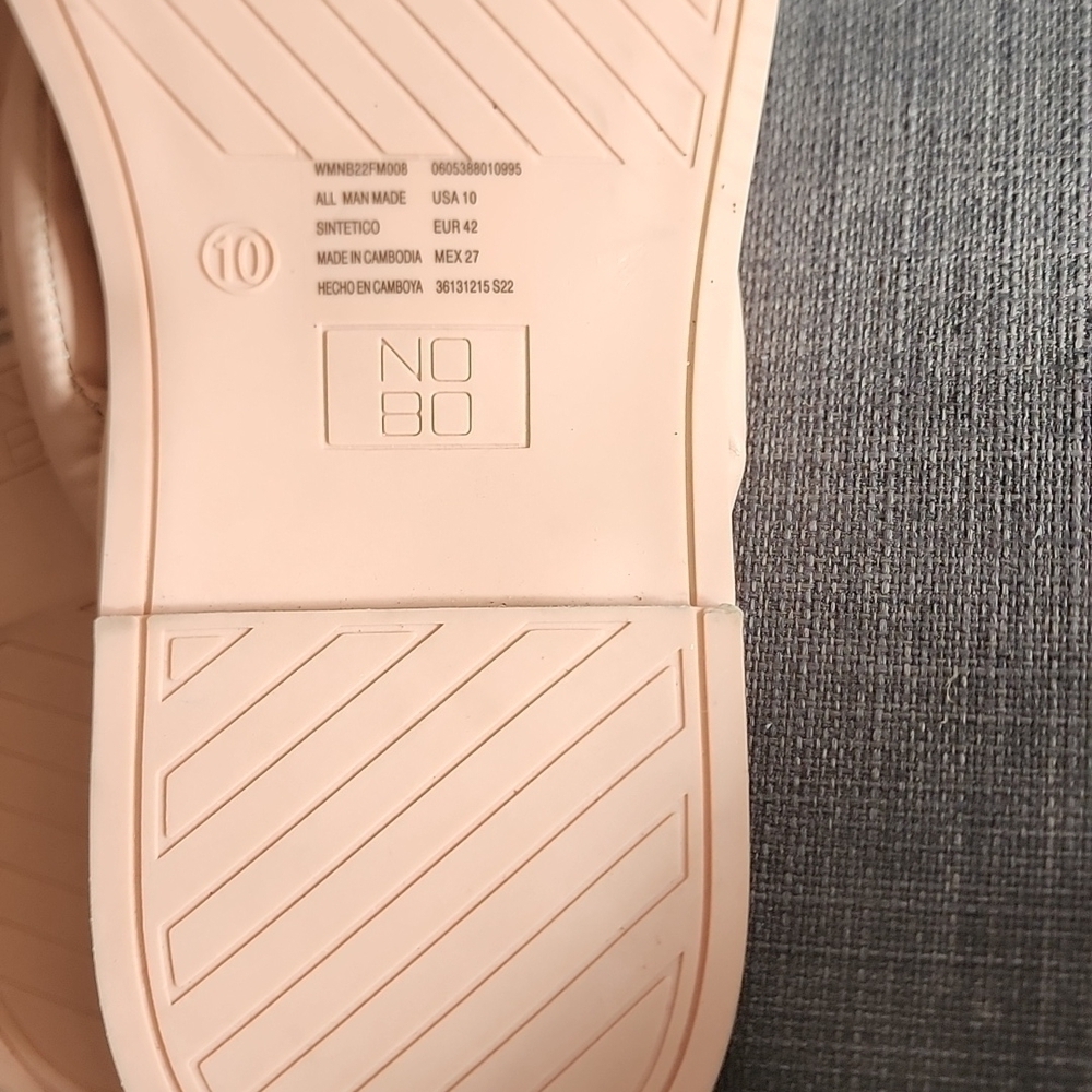 NOBO Women's Size 10 Rose Memory Foam Fluffy Flip Flops Flat Sandals - Picture 9 of 9